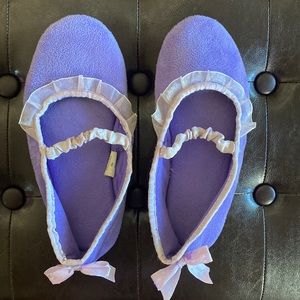 Lands’ End Girls Light Purple Slippers